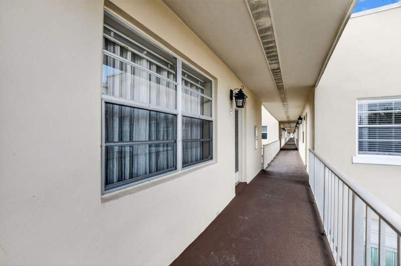 2 bedroom Condominium at 74 Burgundy B, Kings Point Burgundy Condos, Delray Beach — photo 3