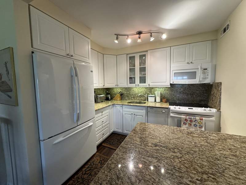 2 bedroom Condominium at 1 Church Lane #105-106, Lost Tree Club Condo 1 Old Port Village Pt, North Palm Beach — photo 5