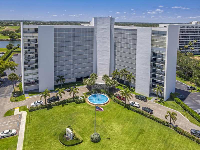 2 bedroom Condominium at 336 Golfview Road #518, Gemini Condo, North Palm Beach — photo 1