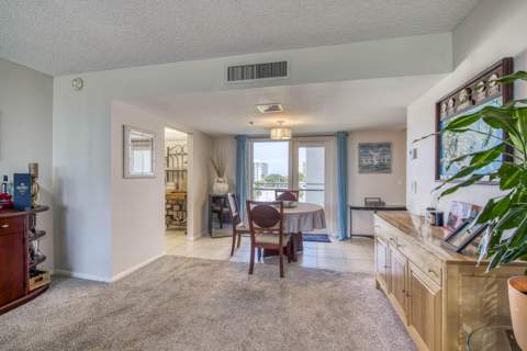 336 Golfview Road #518, North Palm Beach FL - photo 9 of 31