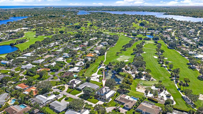 4 bedroom Single Family Residence at 325 Fairway, Tequesta Country Club, Tequesta — photo 5