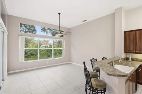 665 SW Lake Charles Circle, FL - photo 10 of 59