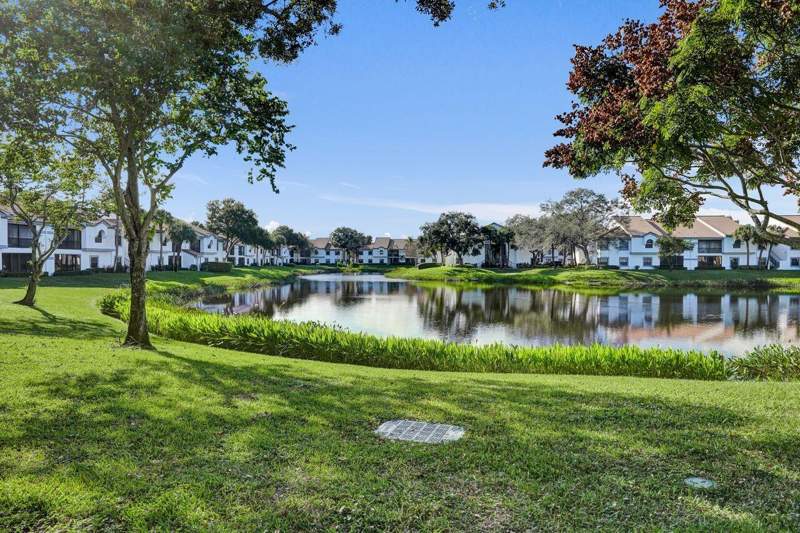 3 bedroom Condominium at 5415 E Verona Drive #I, Alexandra Viilage / Platina, Boynton Beach — photo 4