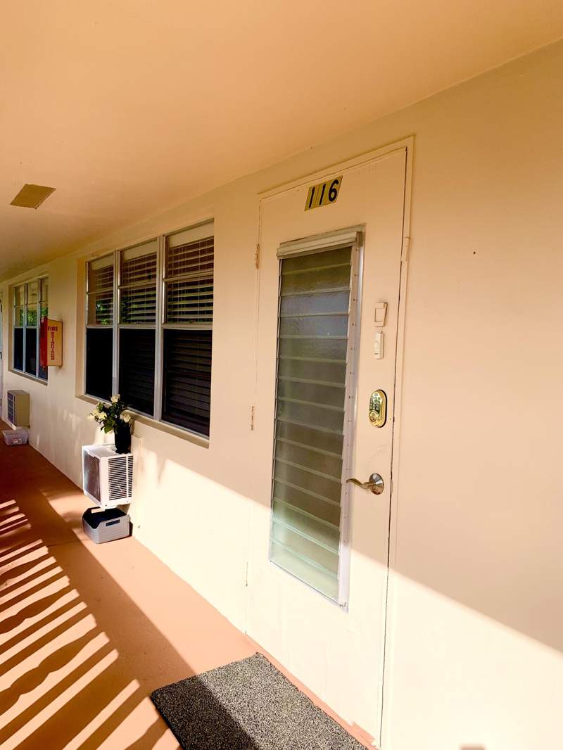 1 bedroom Condominium at 116 Canterbury, Century Village, West Palm Beach — photo 4