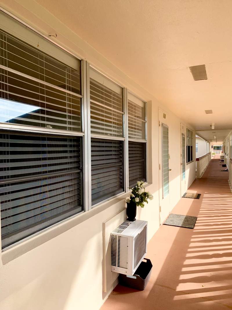 1 bedroom Condominium at 116 Canterbury, Century Village, West Palm Beach — photo 3
