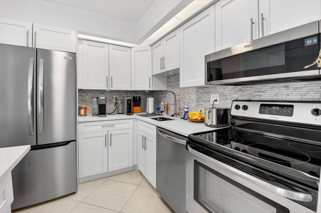 Witney A And B Condo