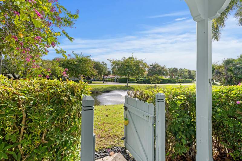 1 bedroom Townhouse at 2211 Las Casitas Drive, Las Casitas 1, Wellington — photo 3