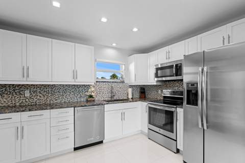 2211 Las Casitas Drive, Wellington FL - photo 6 of 25