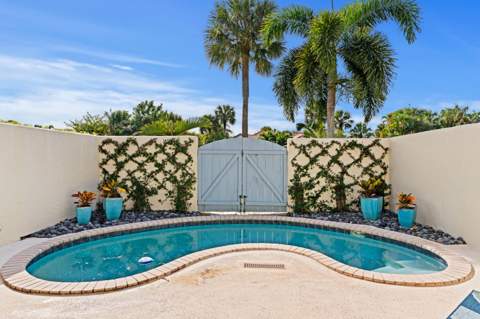 2211 Las Casitas Drive, Wellington FL - photo 13 of 25