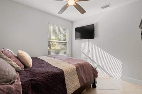 288 NW 39th Way, Deerfield Beach FL - photo 19 of 36