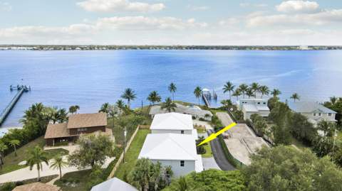 1023 NE Orange Avenue, Jensen Beach FL - photo 10 of 67