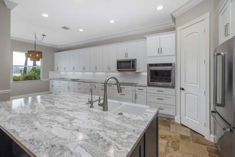 912 SW Sun Circle, Palm City FL - photo 6 of 39