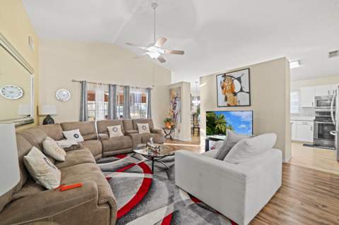 14191 Cisne Circle, Fort Pierce FL - photo 6 of 33