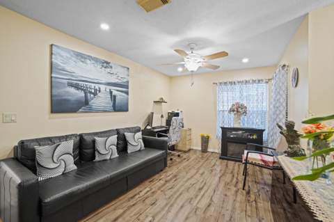 14191 Cisne Circle, Fort Pierce FL - photo 9 of 33