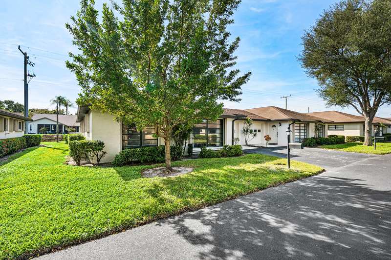 2 bedroom Villa at 4866 Equestrian Road #A, Greentree Villas Condo, Boynton Beach — photo 1