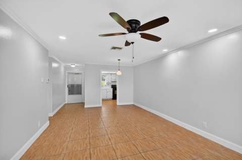 2667 Dudley Drive #B, West Palm Beach FL - photo 12 of 57