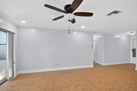 2667 Dudley Drive #B, West Palm Beach FL - photo 14 of 57