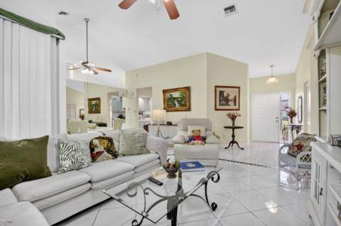 7147 Le Chalet Boulevard, Boynton Beach FL - photo 11 of 89