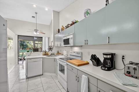 7147 Le Chalet Boulevard, Boynton Beach FL - photo 17 of 89