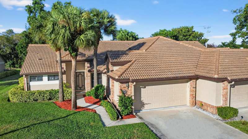 2 bedroom Villa at 7147 Le Chalet Boulevard, Aberdeen Hamptons, Boynton Beach — photo 1