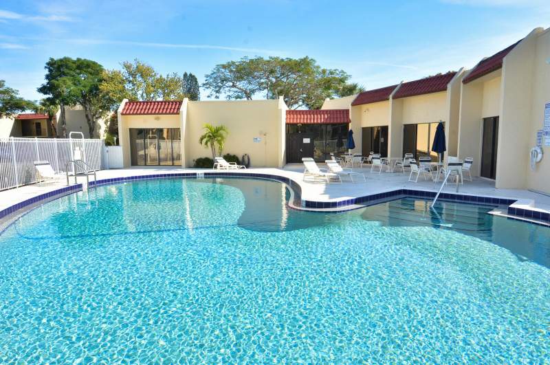 2 bedroom Condominium at 2050 Oleander Boulevard #5-306, Island House Condominium Phase II, Fort Pierce — photo 5