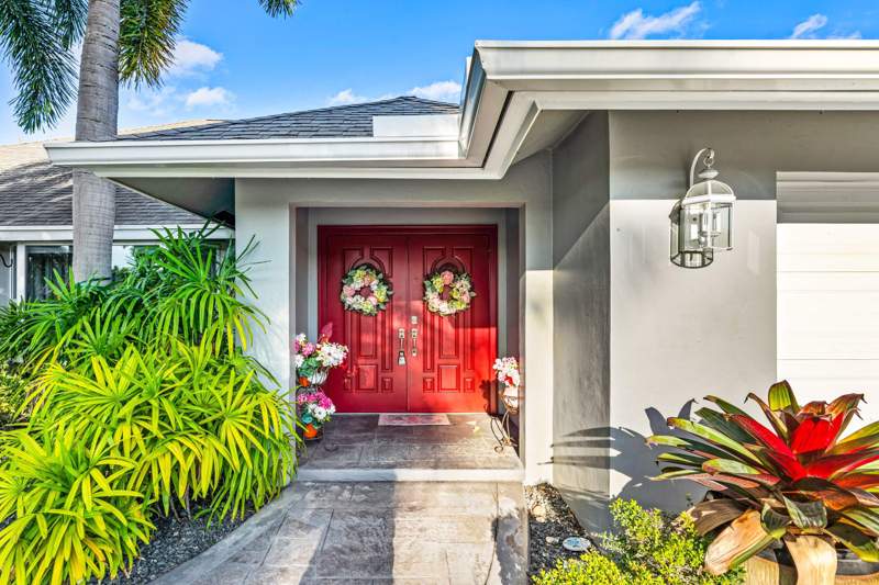 5 bedroom Single Family Residence at 2063 Amesbury Circle, Greenview Shores 2 Of Wellington, Wellington — photo 4