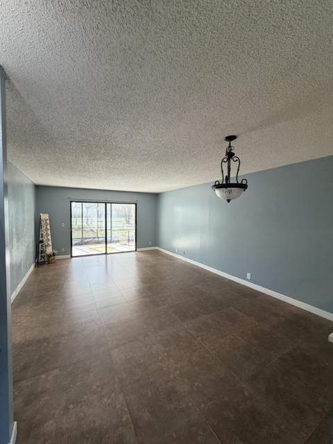 2202 S Cypress Bend Drive #101, Pompano Beach FL - photo 11 of 37