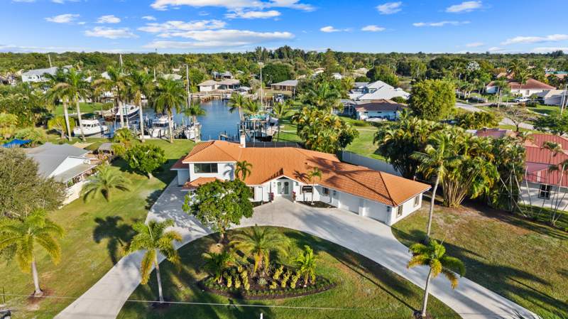 4 bedroom Single Family Residence at 2807 NW St Lucie Lane, Beau Rivage, Stuart — photo 5