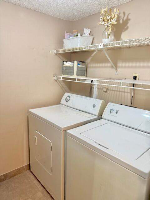 2202 S Cypress Bend Drive #101, Pompano Beach FL - photo 14 of 37