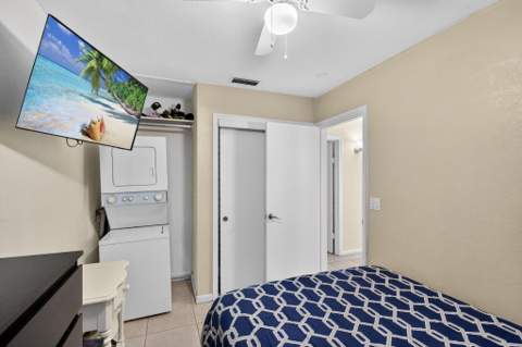 621 50th Street, West Palm Beach FL - photo 9 of 17