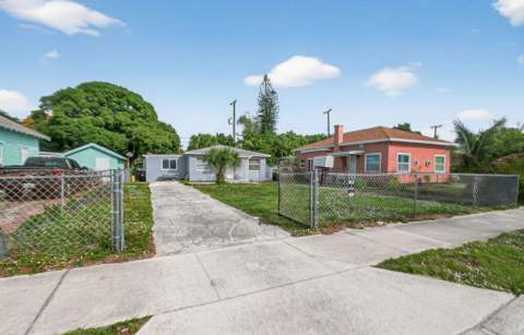 621 50th Street, West Palm Beach FL - photo 15 of 17