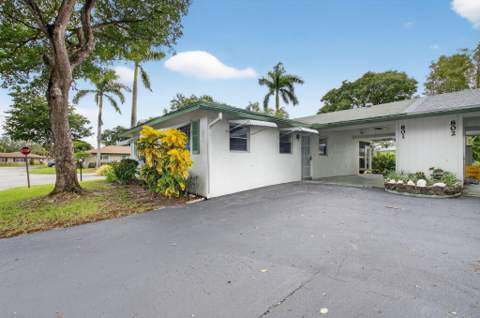 801 Meadowlark Lane, Delray Beach FL - photo 6 of 46