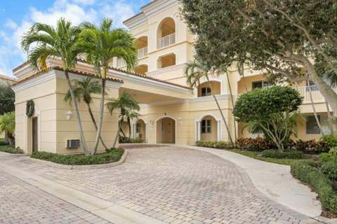 8 Harbour Isle Drive #Ph5, Fort Pierce FL - photo 8 of 43