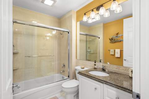 8 Harbour Isle Drive #Ph5, Fort Pierce FL - photo 15 of 43