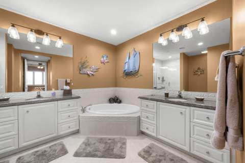 8 Harbour Isle Drive #Ph5, Fort Pierce FL - photo 6 of 43