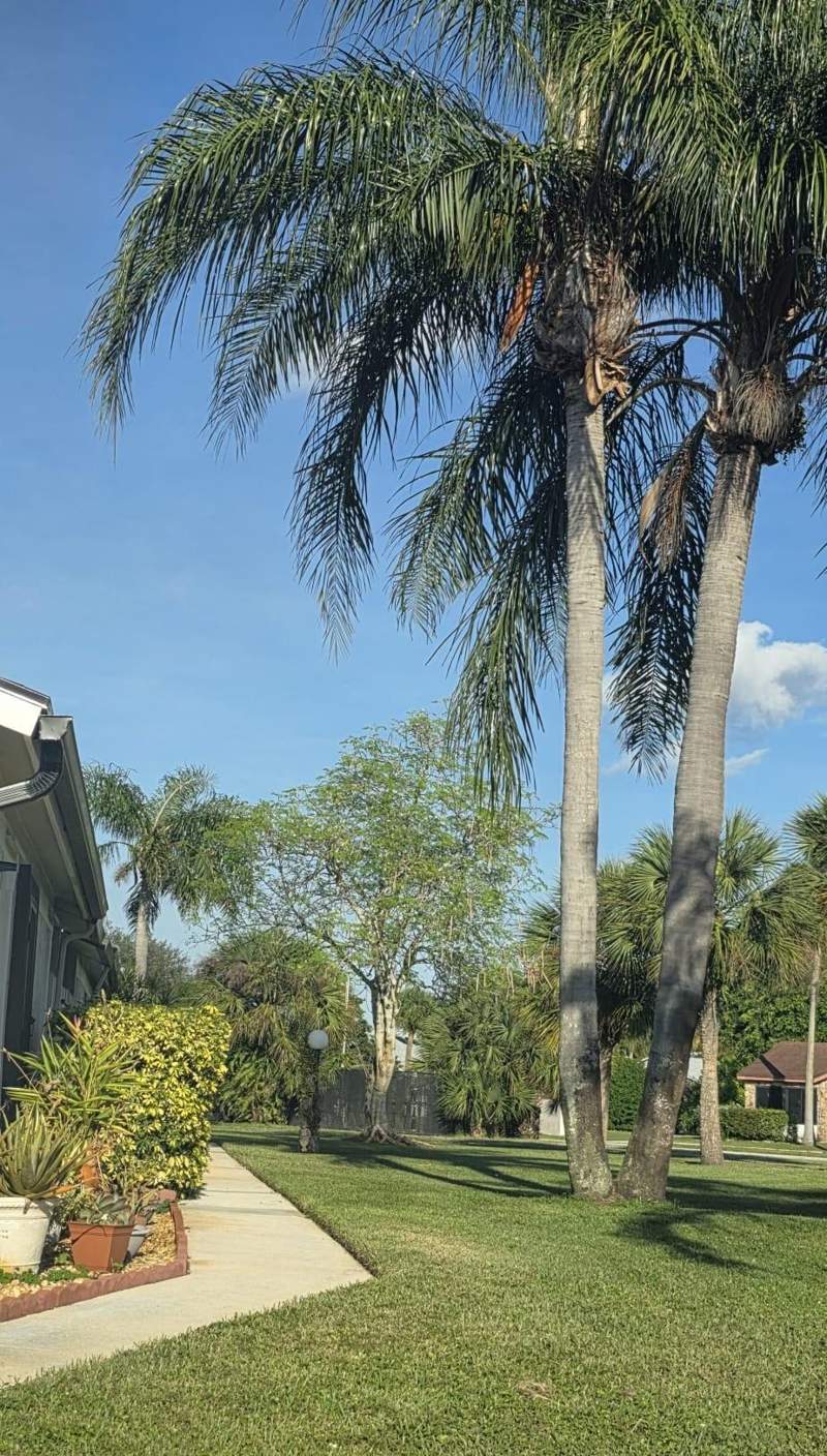 2 bedroom Villa at 4327 Willow Brook Circle, Lakeside Green 2, West Palm Beach — photo 2