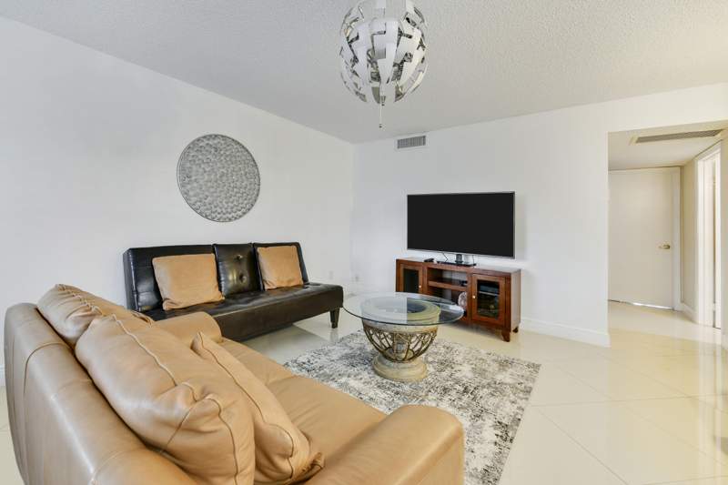 2 bedroom Condominium at 3100 Springdale Boulevard #314, Regal Palms Eaton Condo, Palm Springs — photo 3