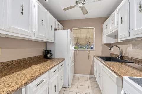 903 Savannas Point Drive #A, Fort Pierce FL - photo 13 of 40