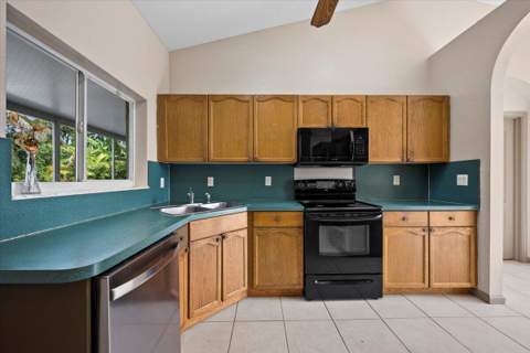 19187 Capet Creek Court, Loxahatchee FL - photo 7 of 45