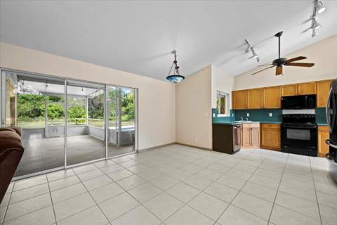 19187 Capet Creek Court, Loxahatchee FL - photo 10 of 45