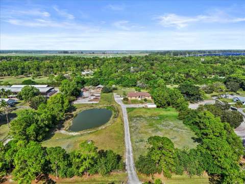 19187 Capet Creek Court, Loxahatchee FL - photo 15 of 45