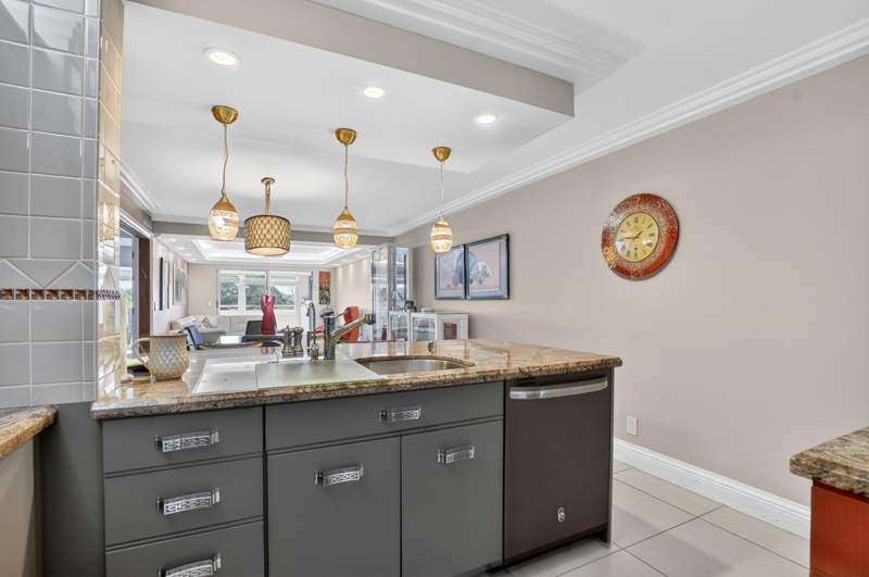 2 bedroom Condominium at 3080 Yarmouth D, Yarmouth At Century Village Condo, Boca Raton — photo 4