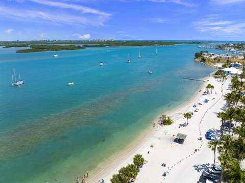 518 N 2nd Street, Fort Pierce FL - photo 9 of 69