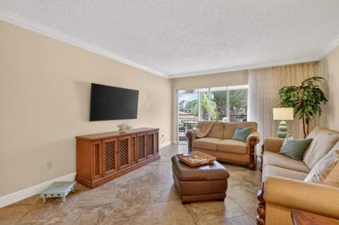 23345 Carolwood Lane #205, Boca Raton FL - photo 7 of 59