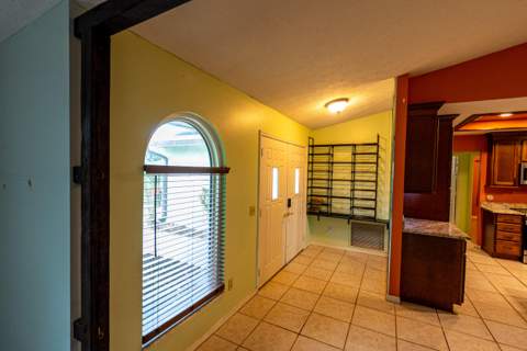 381 SW Lucero Drive, Port St. Lucie FL - photo 10 of 37