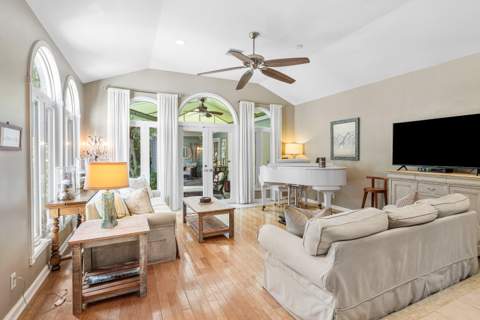 802 NE 2nd Street, Delray Beach FL - photo 18 of 53