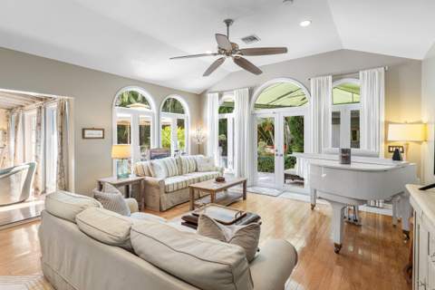 802 NE 2nd Street, Delray Beach FL - photo 19 of 53