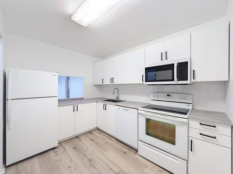 961 NW 45th Street #3, Deerfield Beach FL - photo 6 of 30