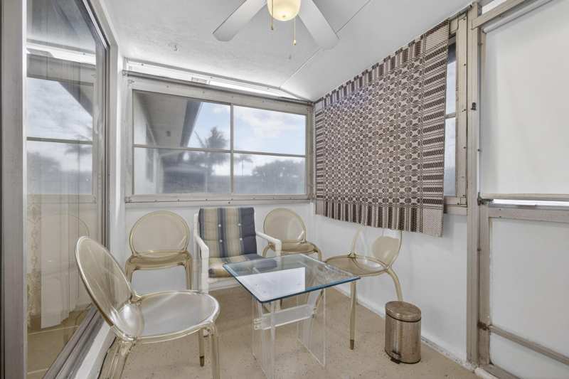 2 bedroom Villa at 2833 Crosley Drive #C, Cresthaven Villas Condo 21, West Palm Beach — photo 1