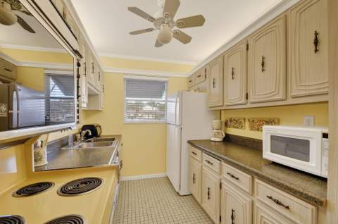615 High Point Drive #C, Delray Beach FL - photo 18 of 48